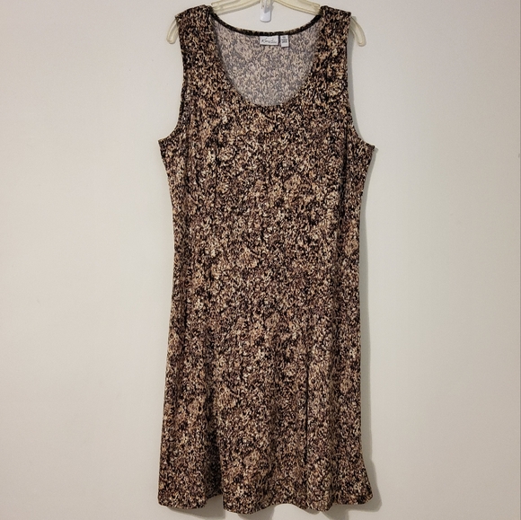 Kim Rogers  Petite Dresses & Skirts - Kim Rogers Petite Black/Cream/White Abstract Patterned Sleeveless Shift Dress